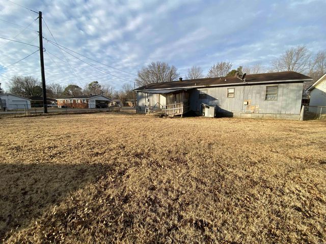 101 N 10th Avenue, Paragould, AR 72450