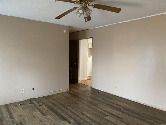 101 N 10th Avenue, Paragould, AR 72450