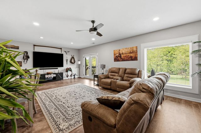 112 The Hunt Farm Road, Danville, KY 40422