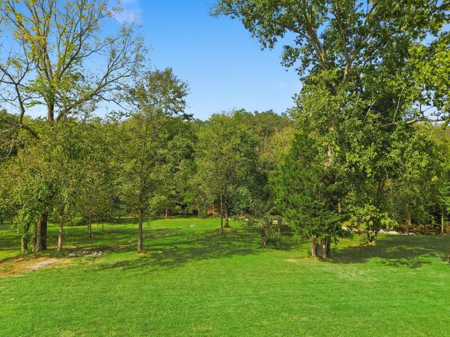 112 The Hunt Farm Road, Danville, KY 40422