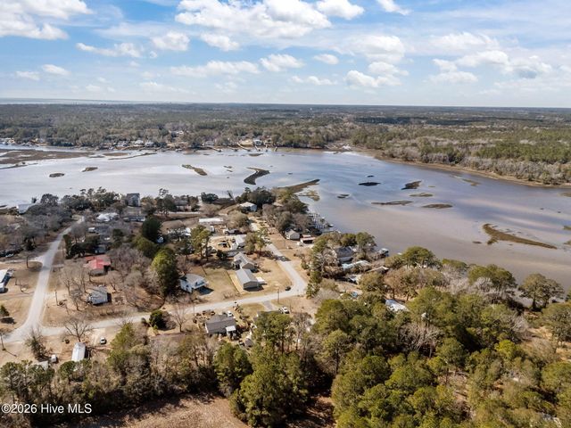 1339 Riverview Drive SW, Shallotte, NC 28470