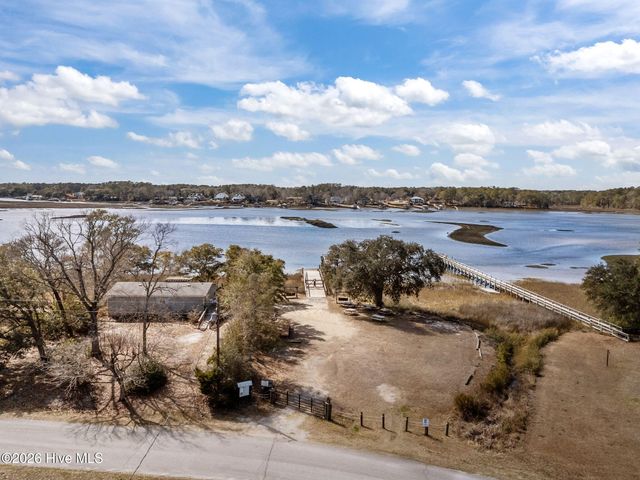 1339 Riverview Drive SW, Shallotte, NC 28470