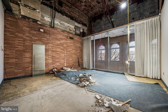 205 E HIGH ST, Pottstown, PA 19464