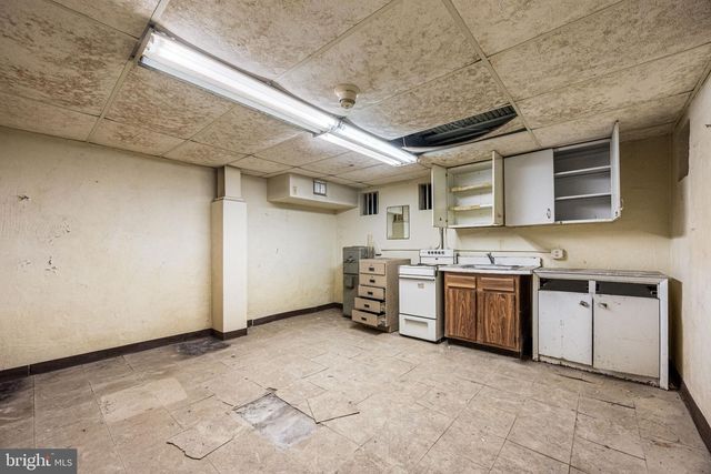 205 E HIGH ST, Pottstown, PA 19464