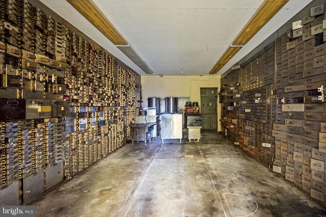 205 E HIGH ST, Pottstown, PA 19464