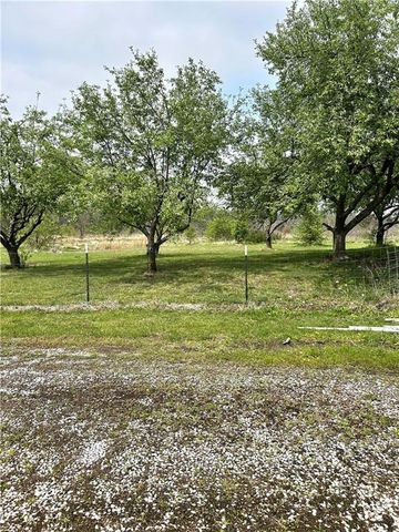 7221 SE Pp Highway, Holt, MO 64048