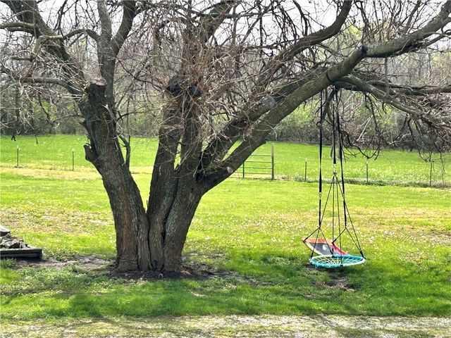 7221 SE Pp Highway, Holt, MO 64048