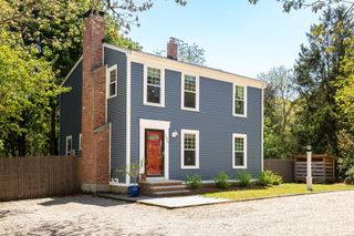 1020 Old Falmouth Road, Marstons Mills, MA 02648