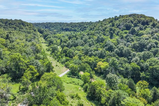 2952 Springplace Rd, Belfast, TN 37019