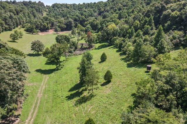 2952 Springplace Rd, Belfast, TN 37019