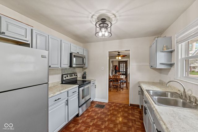 1460 N Bosart Avenue, Indianapolis, IN 46201