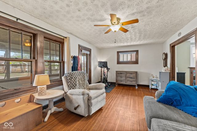 1460 N Bosart Avenue, Indianapolis, IN 46201