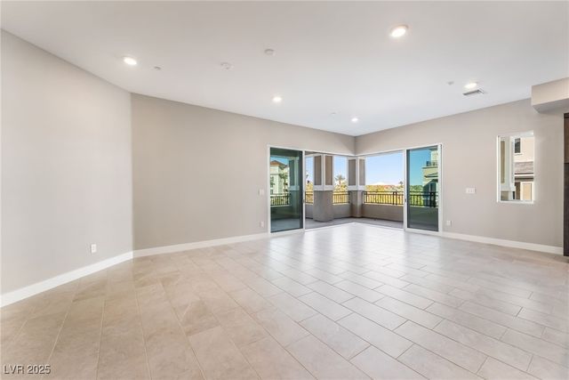 9132 Las Manaitas Avenue 302, Las Vegas, NV 89144