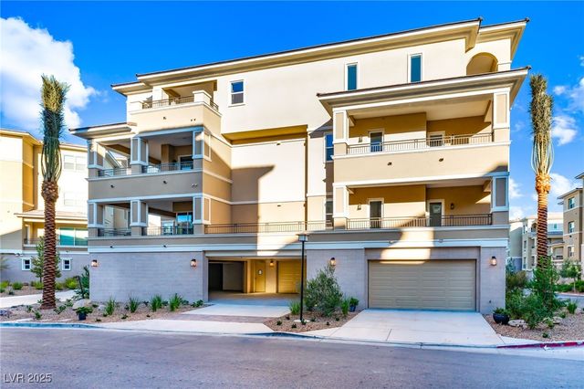 9132 Las Manaitas Avenue 302, Las Vegas, NV 89144