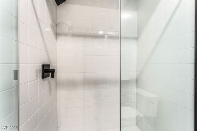 9132 Las Manaitas Avenue 302, Las Vegas, NV 89144