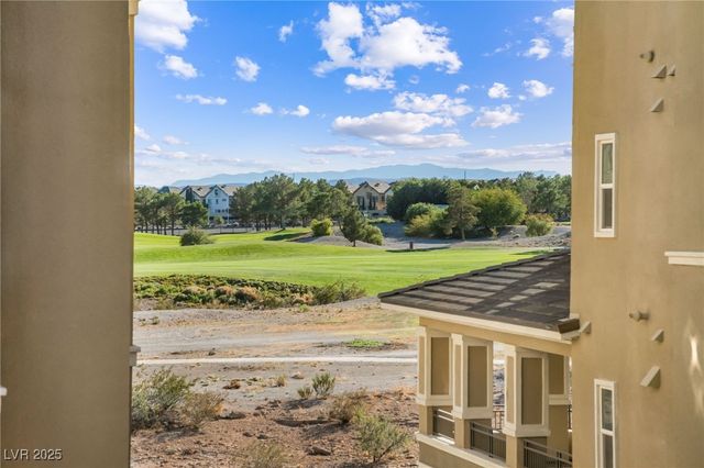 9132 Las Manaitas Avenue 302, Las Vegas, NV 89144