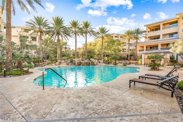 9132 Las Manaitas Avenue 302, Las Vegas, NV 89144