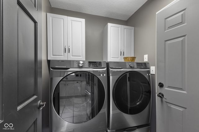 4547 Hammerstone Court, Indianapolis, IN 46239