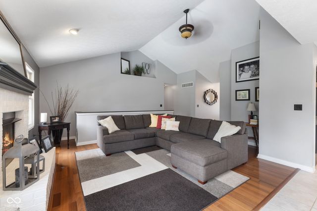 4547 Hammerstone Court, Indianapolis, IN 46239