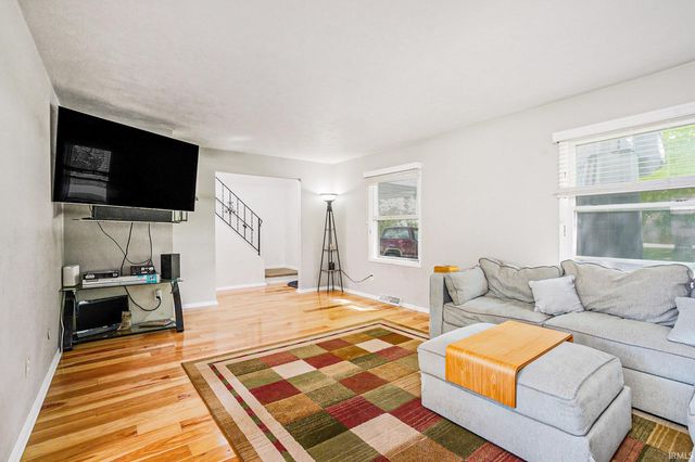 12223 Painted Ridge Trail, Granger, IN 46530