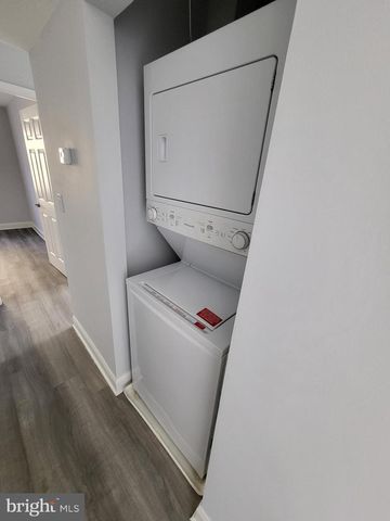 4800 C ST SE #104, Washington, DC 20019