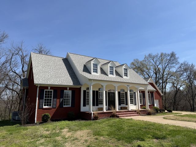 2852 New Highway 7, Santa Fe, TN 38482