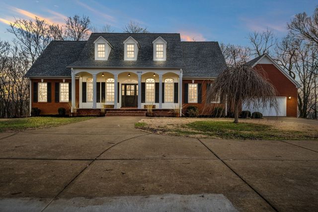 2852 New Highway 7, Santa Fe, TN 38482