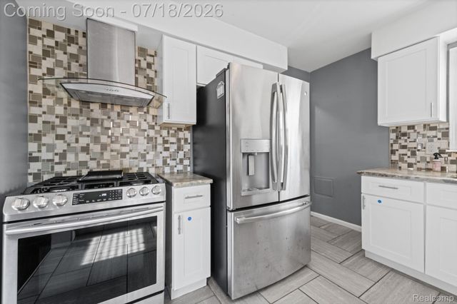 8950 Brentwood Street, Livonia, MI 48150