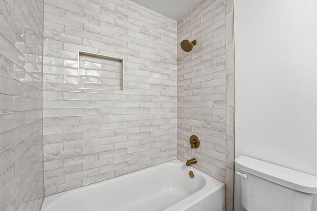 3211 Park Garden Drive, Houston, TX 77339