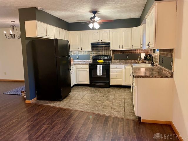 75 Viking Drive, Eaton, OH 45320