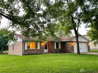 75 Viking Drive, Eaton, OH 45320