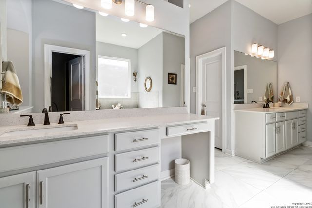 3810 Nublado, San Antonio, TX 78261