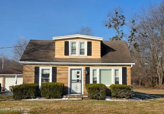 7808 Glaser Ln, Louisville, KY 40228