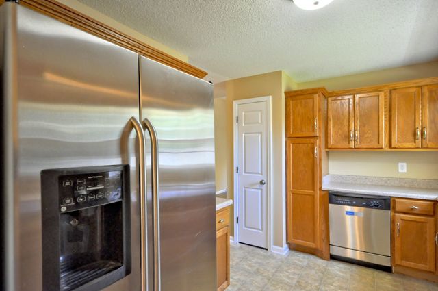 3517 BARKERS MILL RD, Clarksville, TN 37042