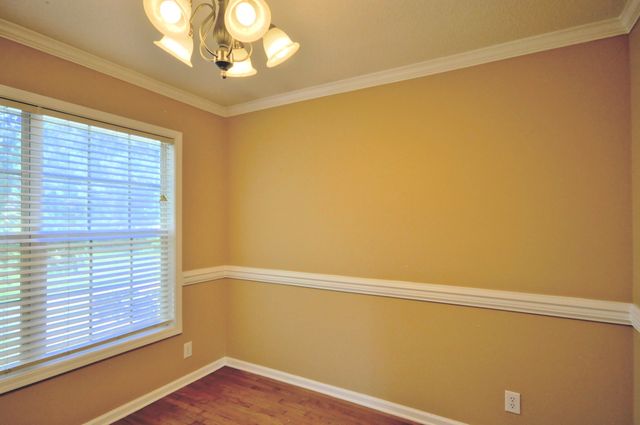 3517 BARKERS MILL RD, Clarksville, TN 37042