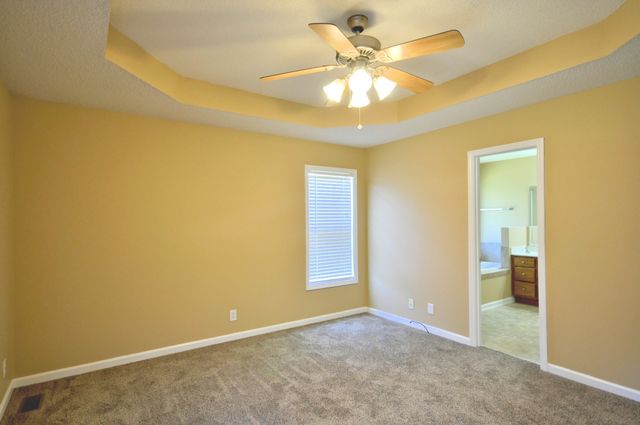 3517 BARKERS MILL RD, Clarksville, TN 37042