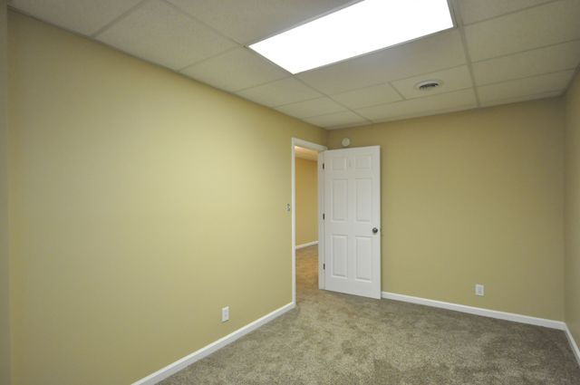 3517 BARKERS MILL RD, Clarksville, TN 37042