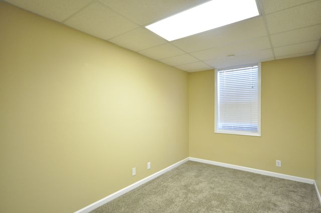 3517 BARKERS MILL RD, Clarksville, TN 37042