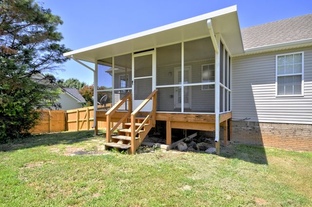 3517 BARKERS MILL RD, Clarksville, TN 37042