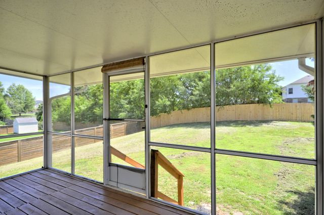 3517 BARKERS MILL RD, Clarksville, TN 37042