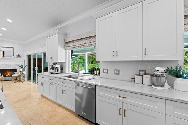 7321 E CYPRESSHEAD Drive, Parkland, FL 33067