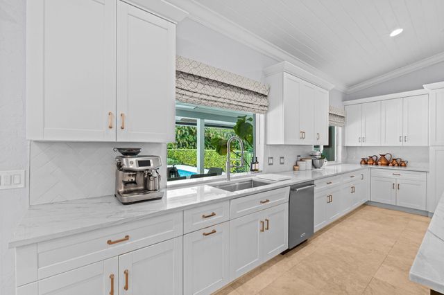 7321 E CYPRESSHEAD Drive, Parkland, FL 33067