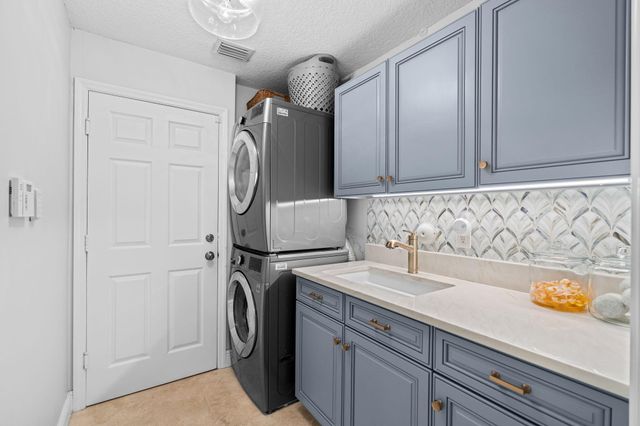 7321 E CYPRESSHEAD Drive, Parkland, FL 33067