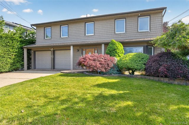 3145 Hewlett Avenue, Merrick, NY 11566