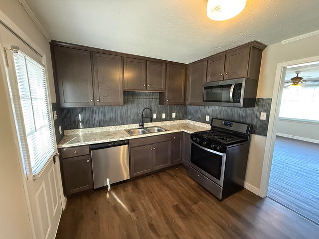 210 HIGHVIEW AVE, Columbia, MO 65203