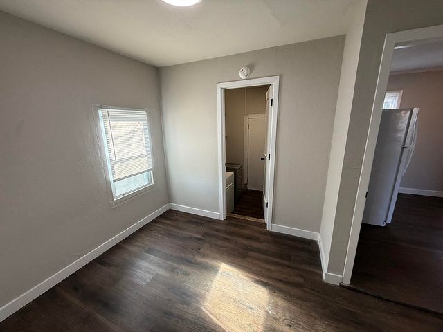 210 HIGHVIEW AVE, Columbia, MO 65203