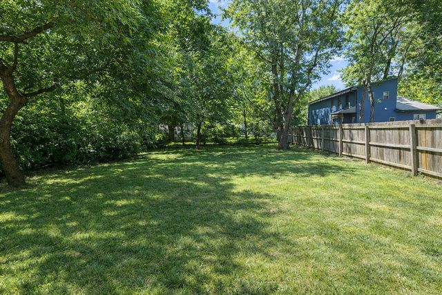 210 HIGHVIEW AVE, Columbia, MO 65203