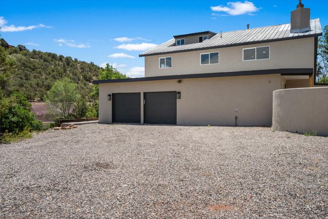 7 CORTE DE CANONCITO, Cedar Crest, NM 87008