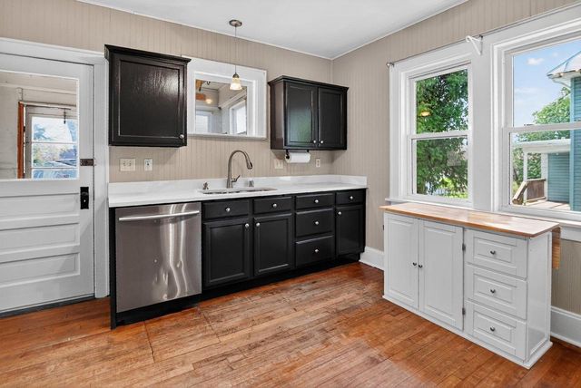 103 7th Street, Mount Horeb, WI 53572