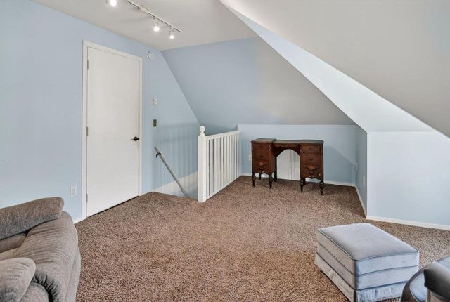 103 7th Street, Mount Horeb, WI 53572